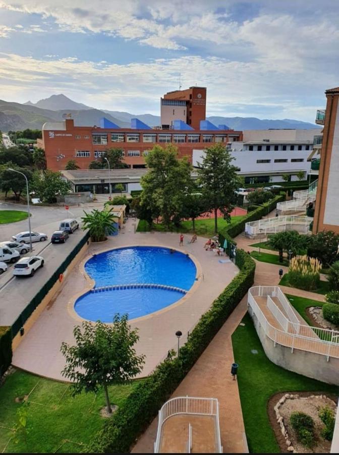Universidad Del Mar - Alquiler Solo Familias Gandía Eksteriør billede